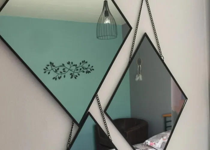 Les Patiences Homestay *